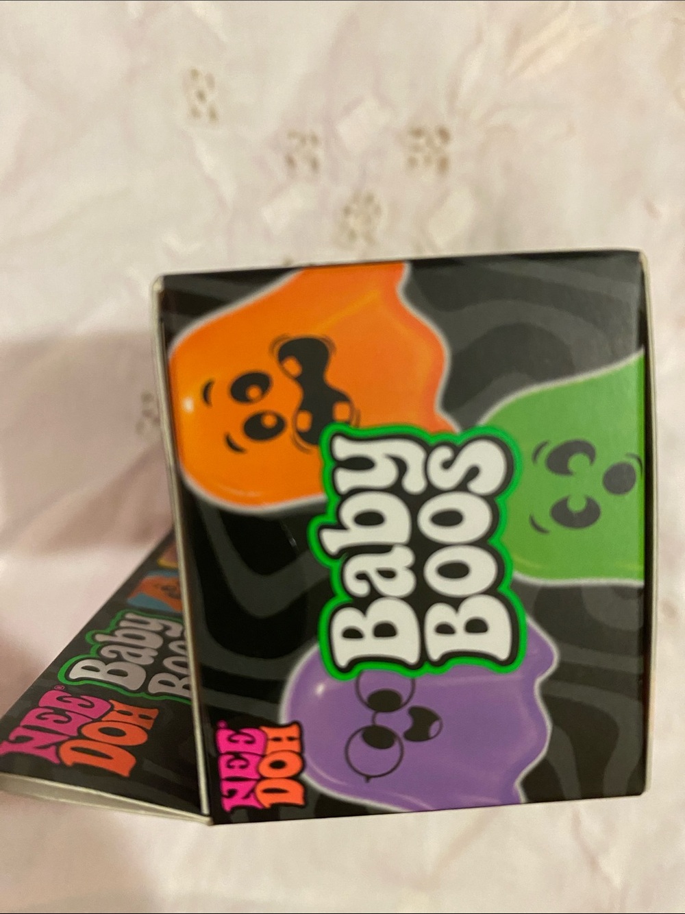 RARE NeeDoh Baby Boos 3-Pack 2026 Halloween Glow in Dark Ghosts NEW ๐ป - Picture 4 of 5